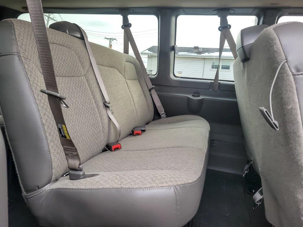 2021 GMC Savana 3500 LT