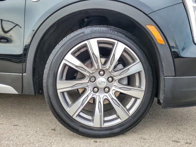2023 Cadillac XT4 Premium Luxury
