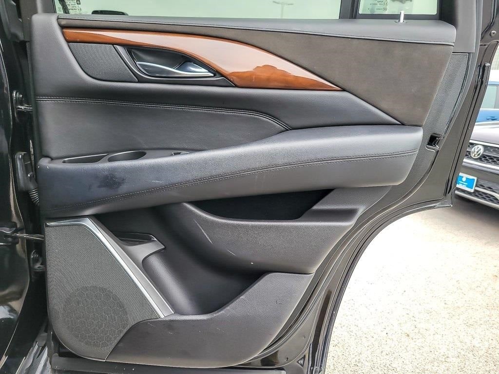 2019 Cadillac Escalade Luxury