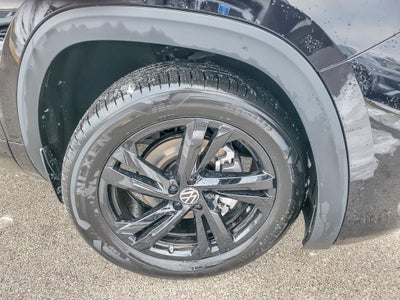 2026 Volkswagen Atlas Cross Sport 2.0T SEL R-Line Black