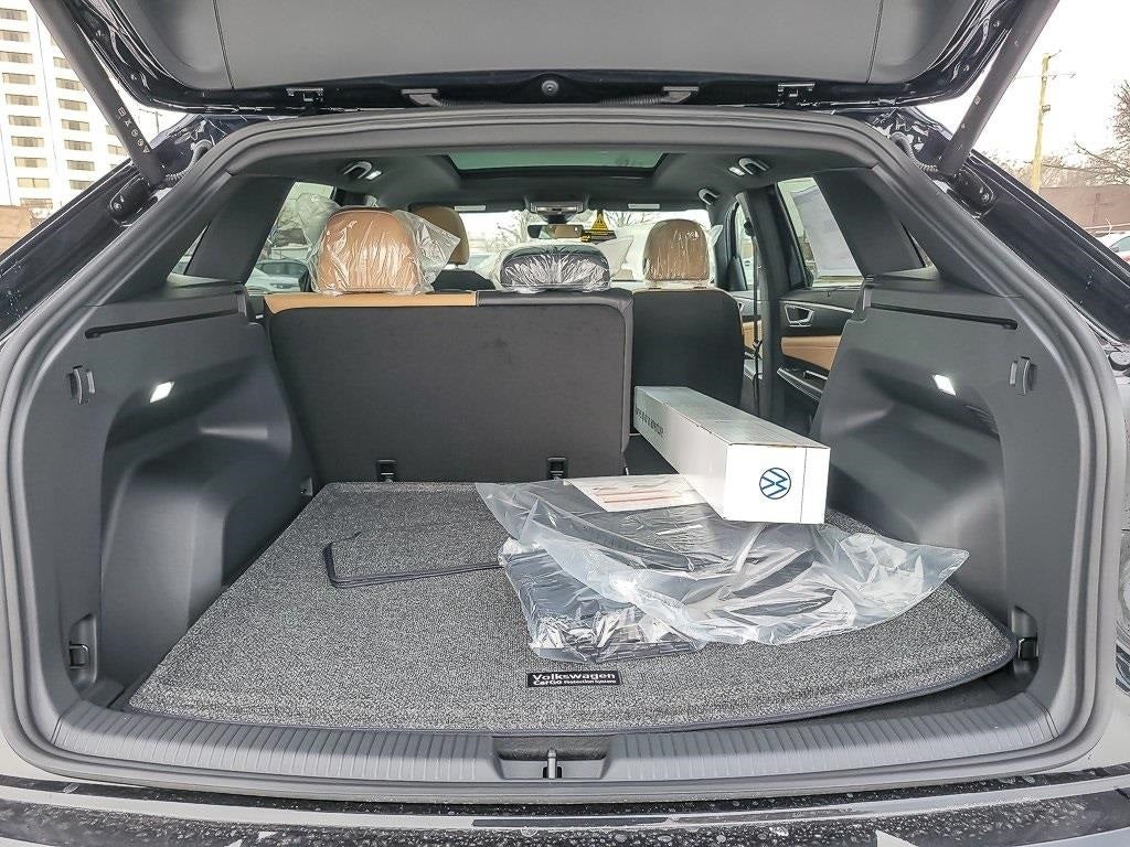 2026 Volkswagen Atlas Cross Sport 2.0T SEL