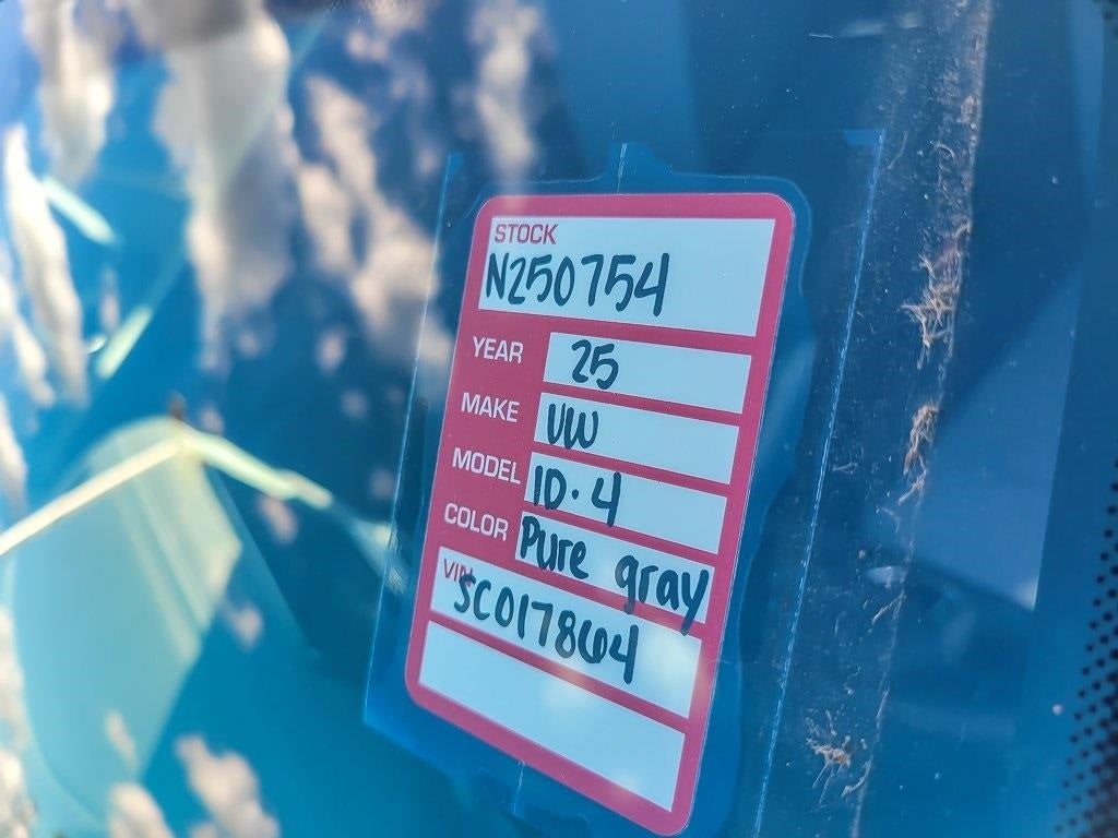 2025 Volkswagen ID.4 Pro