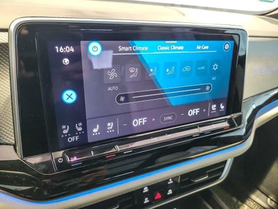 2025 Volkswagen Atlas Cross Sport 2.0T SEL Premium R-Line