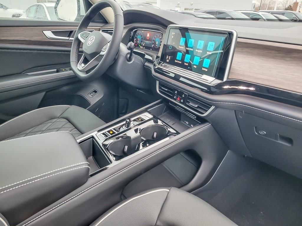 2026 Volkswagen Atlas 2.0T SEL Premium R-Line