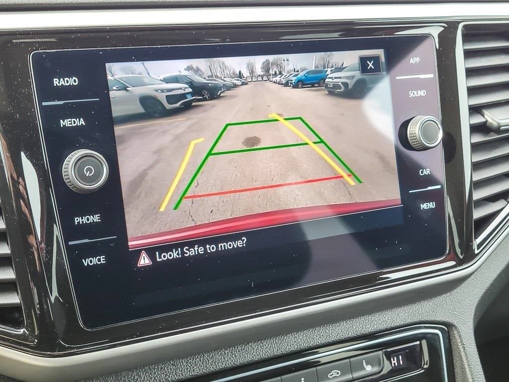 2023 Volkswagen Atlas Cross Sport 2.0T SE w/Technology