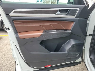 2022 Volkswagen Atlas 3.6L V6 SE w/Technology