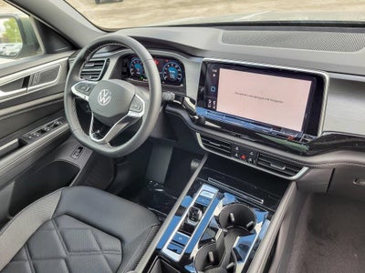 2026 Volkswagen Atlas Cross Sport 2.0T SE w/Technology