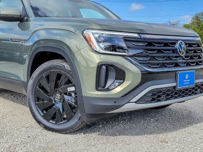 2026 Volkswagen Atlas Cross Sport 2.0T SE w/Technology