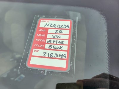 2026 Volkswagen Atlas Cross Sport 2.0T SE w/Technology