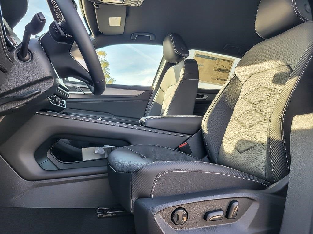 2026 Volkswagen Atlas Cross Sport 2.0T SE