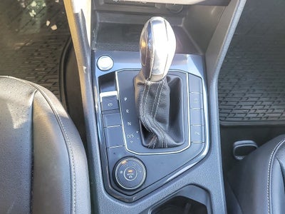 2021 Volkswagen Tiguan 2.0T SE R-Line Black