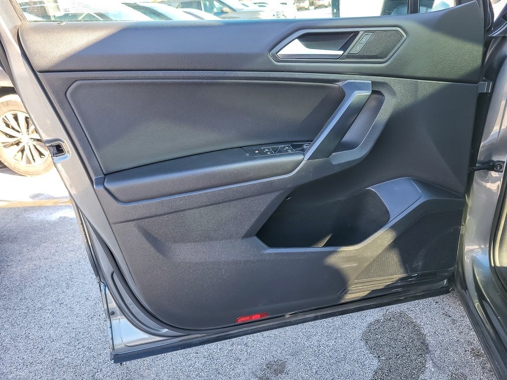 2021 Volkswagen Tiguan 2.0T SE R-Line Black