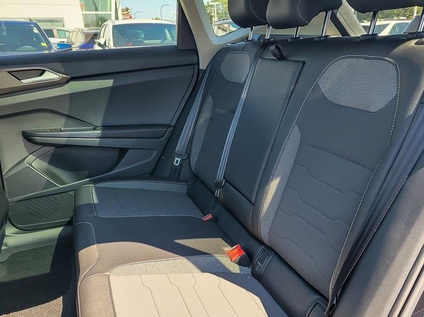 2025 Volkswagen Taos 1.5T SE Black