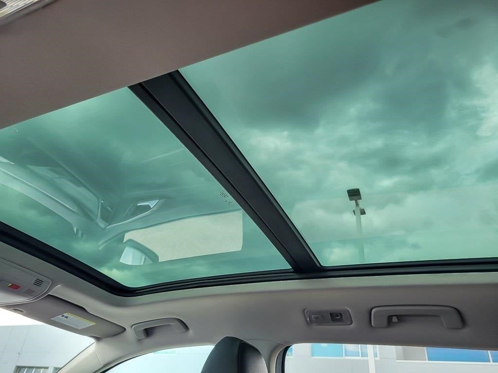 2025 Volkswagen Taos 1.5T SE Black