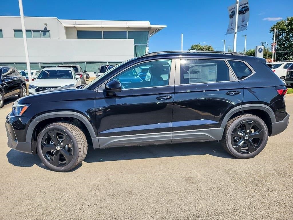2025 Volkswagen Taos 1.5T SE Black