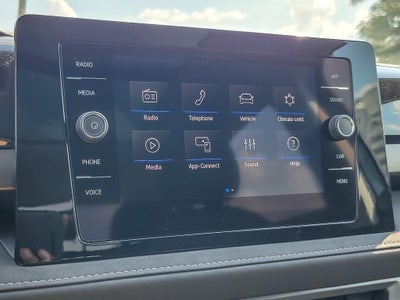 2025 Volkswagen Taos 1.5T SE Black