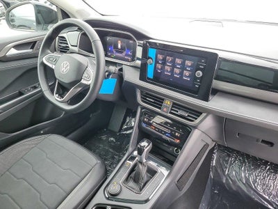 2026 Volkswagen Taos 1.5T SE Black