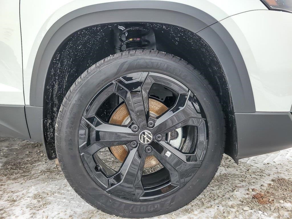 2026 Volkswagen Taos 1.5T SE Black