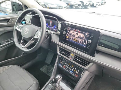 2025 Volkswagen Taos 1.5T SE Black