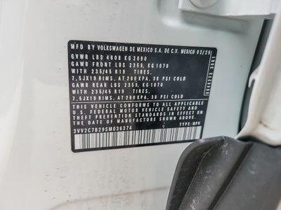 2025 Volkswagen Taos 1.5T SE Black