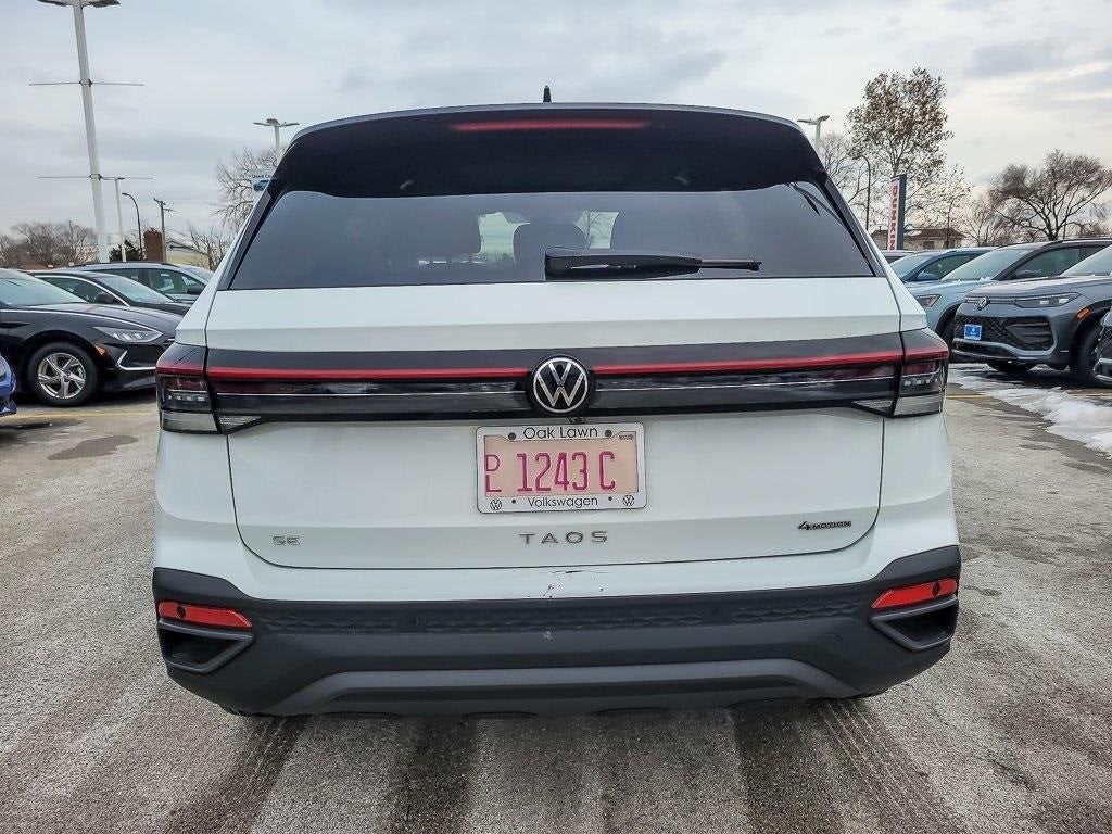 2025 Volkswagen Taos 1.5T SE Black