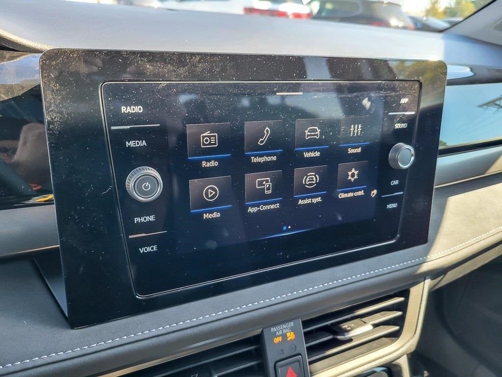 2025 Volkswagen Taos 1.5T SE Black