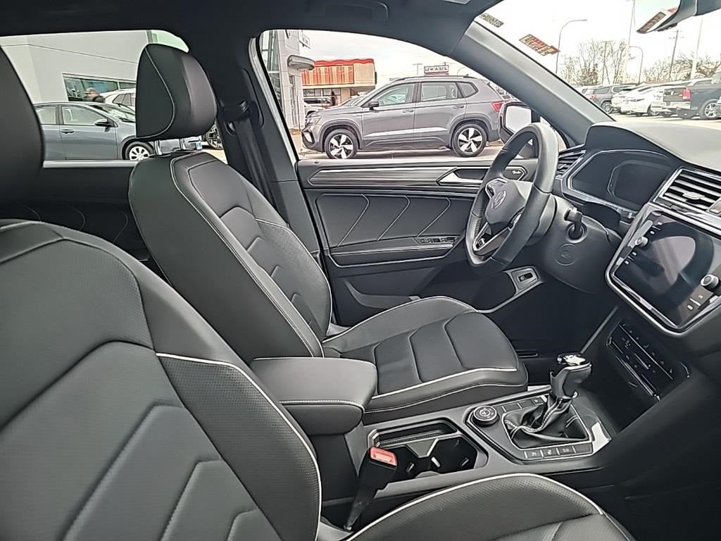 2022 Volkswagen Tiguan 2.0T SEL R-Line