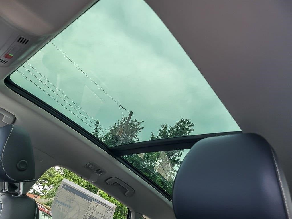 2025 Volkswagen Taos 1.5T SEL