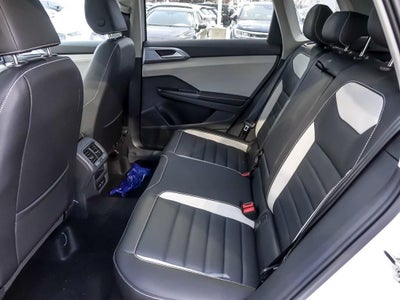 2026 Volkswagen Taos 1.5T SEL