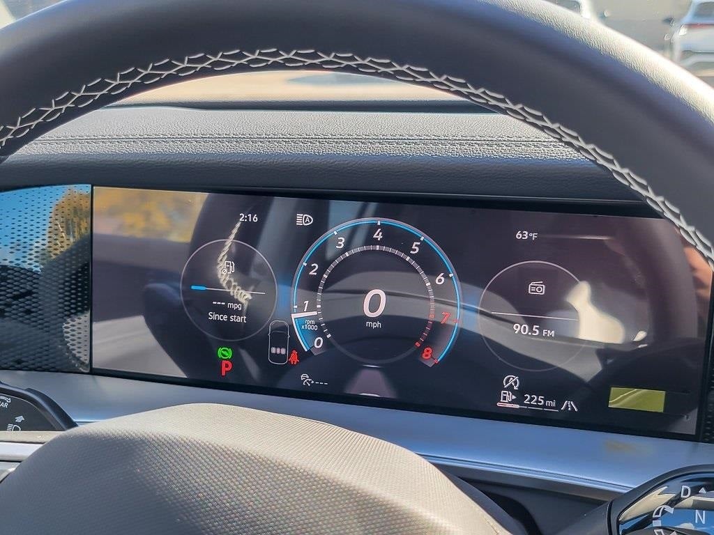 2025 Volkswagen Tiguan 2.0T SE