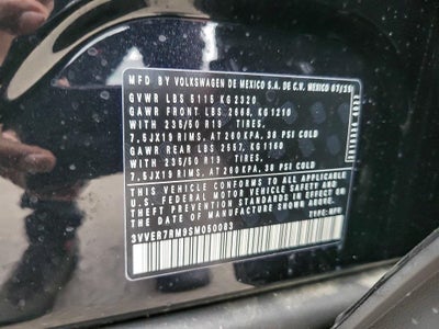 2025 Volkswagen Tiguan 2.0T SE