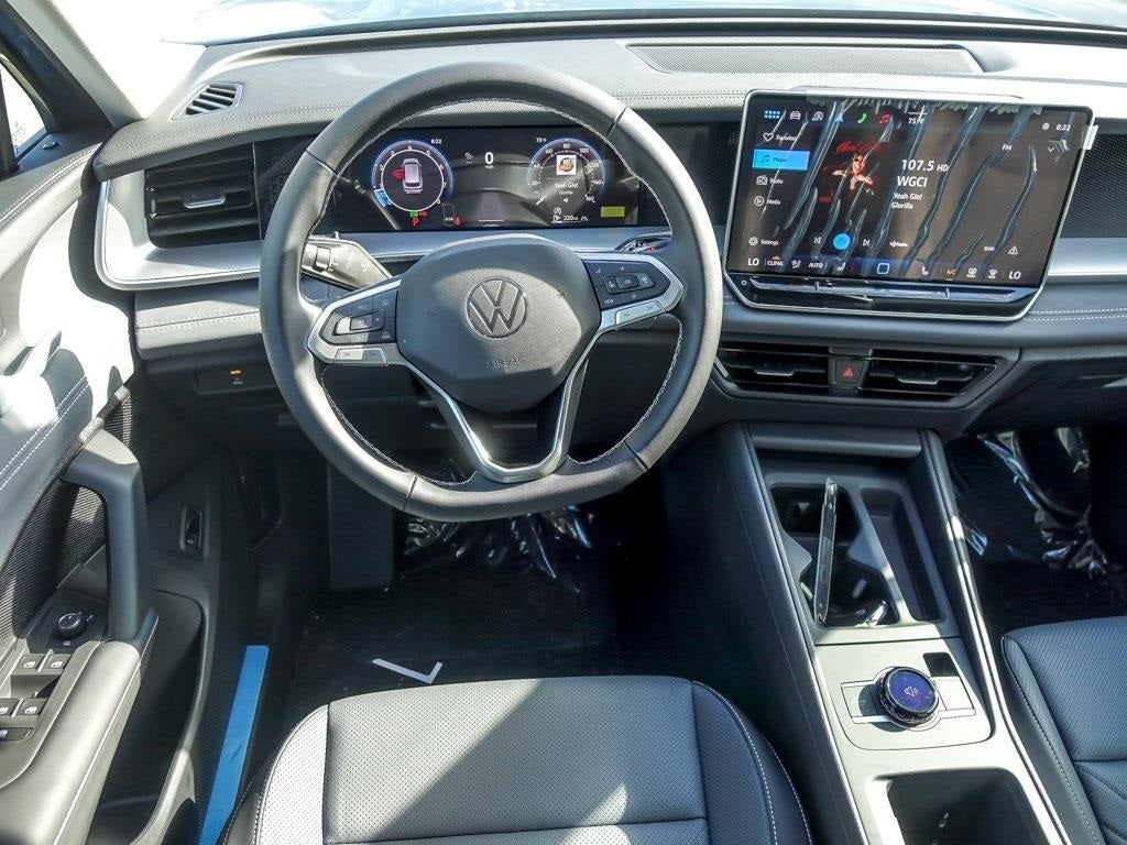 2025 Volkswagen Tiguan 2.0T SE