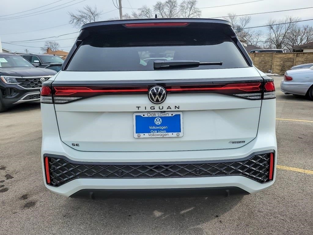 2026 Volkswagen Tiguan 2.0T SE R-Line Black