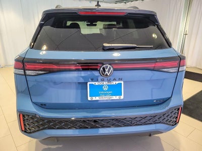 2026 Volkswagen Tiguan 2.0T SE R-Line Black