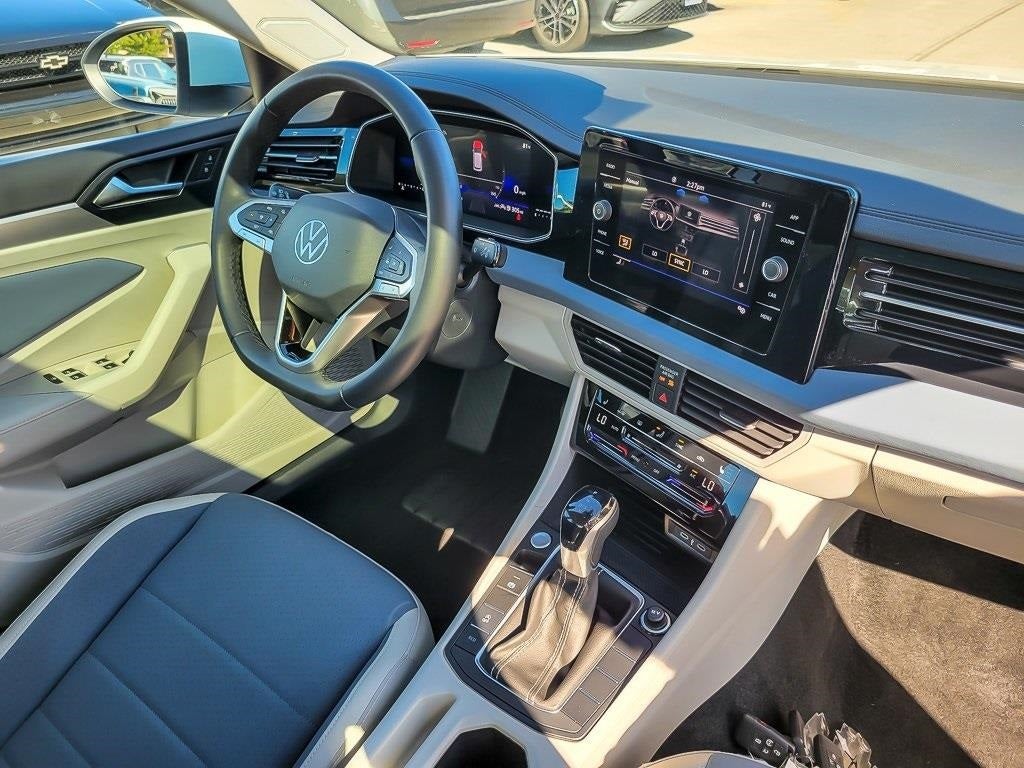 2025 Volkswagen Jetta 1.5T SE