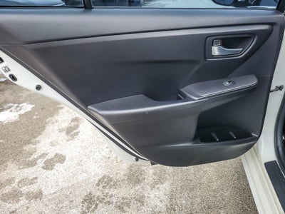 2016 Toyota Camry SE