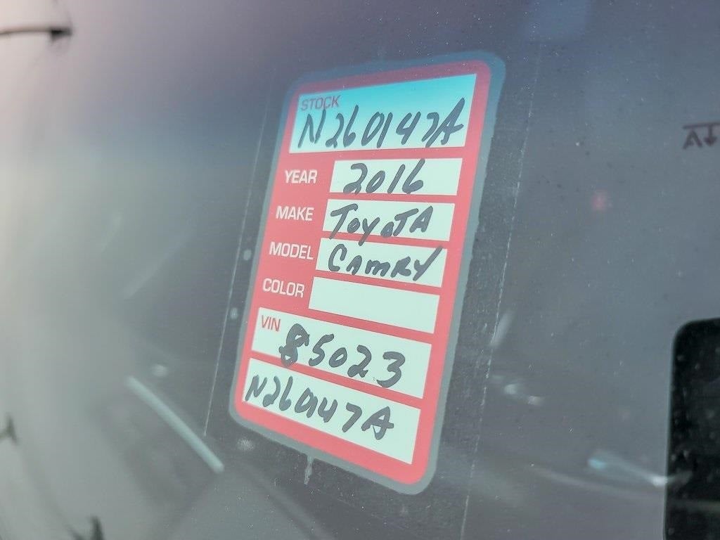 2016 Toyota Camry SE