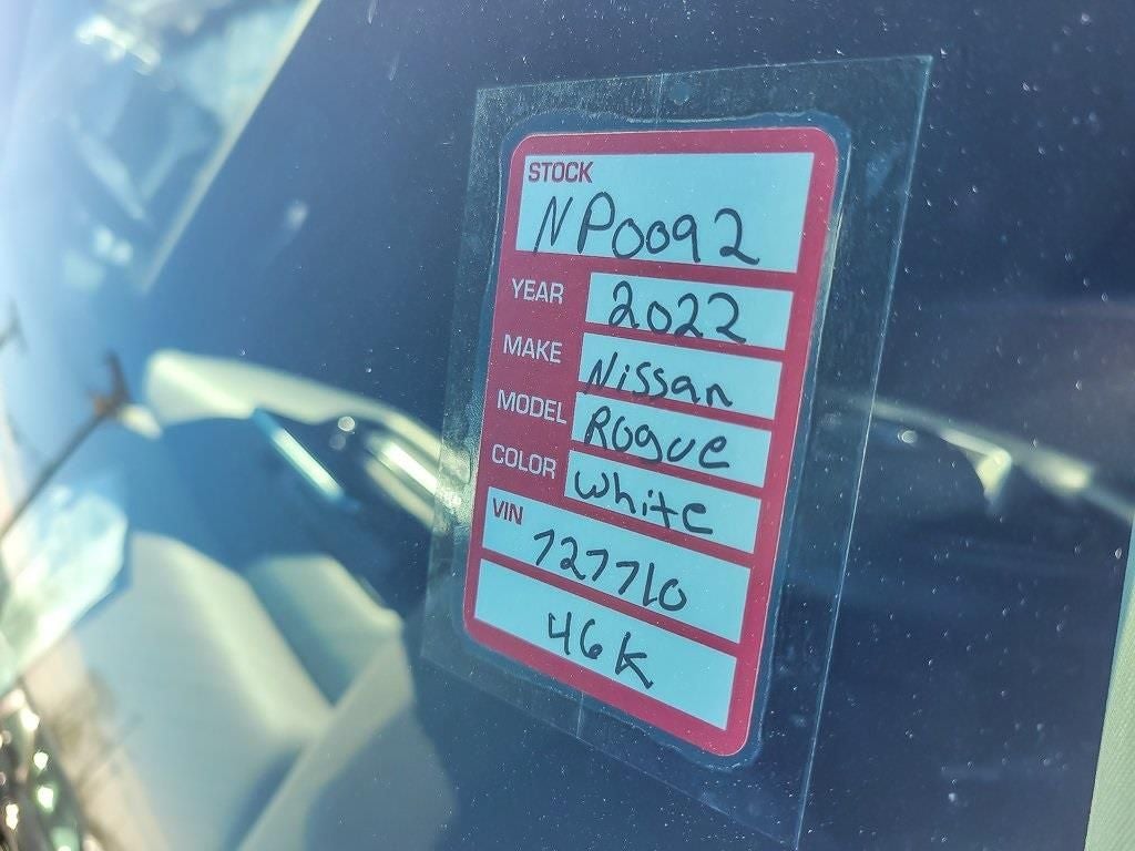 2022 Nissan Rogue SV