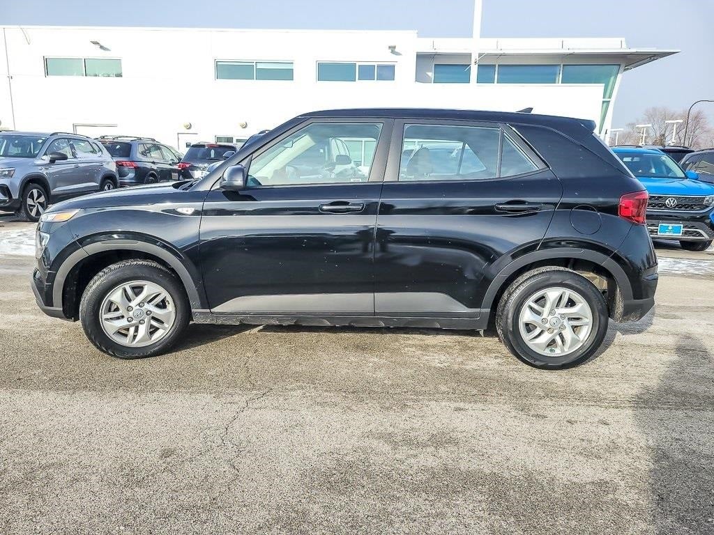 2022 Hyundai Venue SE
