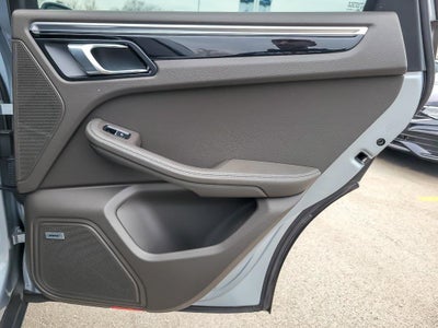 2021 Porsche Macan S