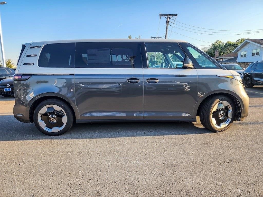 2025 Volkswagen ID. Buzz Pro S Plus