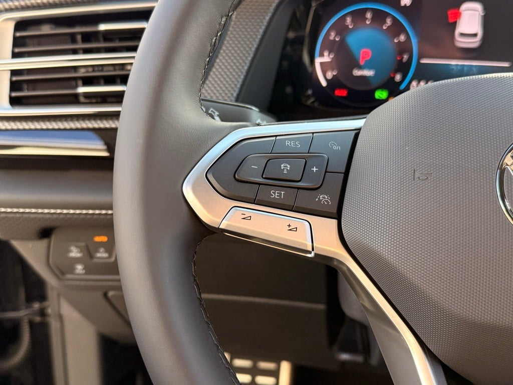 2026 Volkswagen Atlas Cross Sport 2.0T SEL R-Line Black