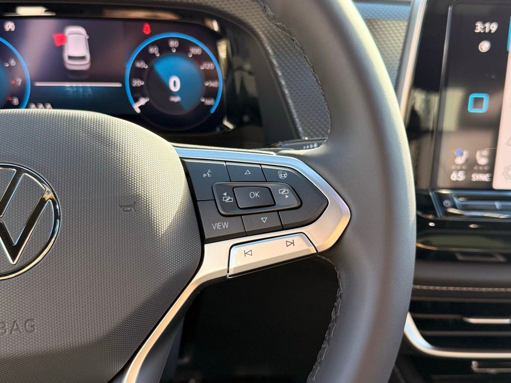 2026 Volkswagen Atlas Cross Sport 2.0T SEL R-Line Black