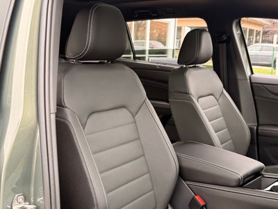 2026 Volkswagen Atlas Cross Sport 2.0T SEL R-Line Black