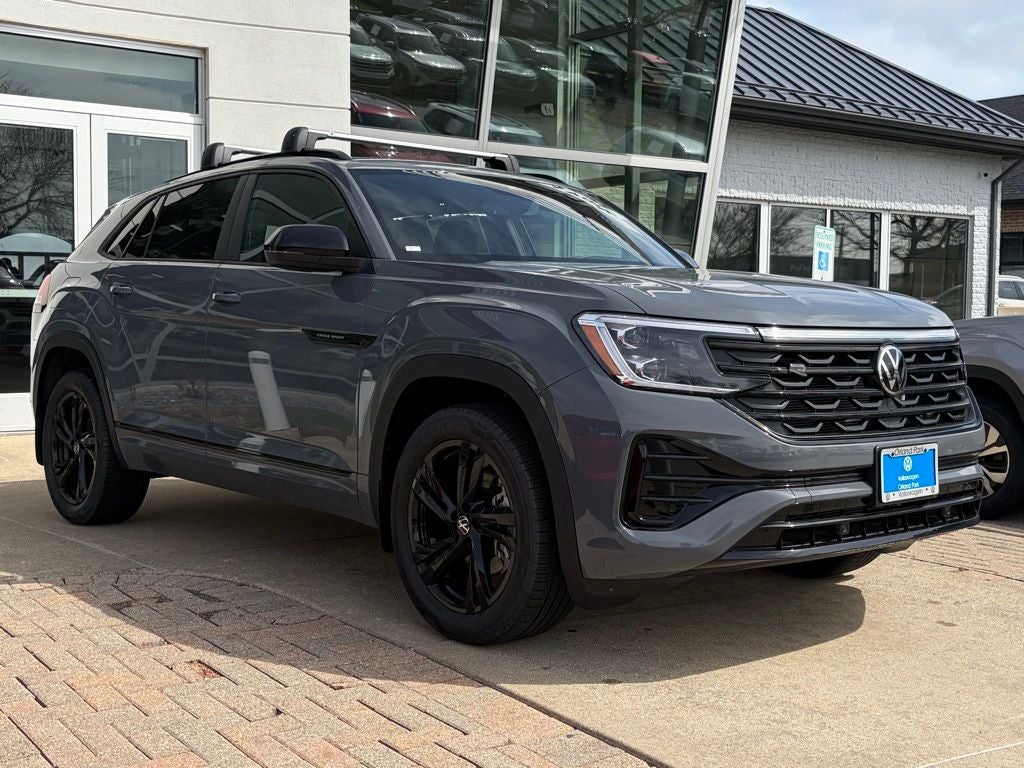 2026 Volkswagen Atlas Cross Sport 2.0T SEL R-Line Black