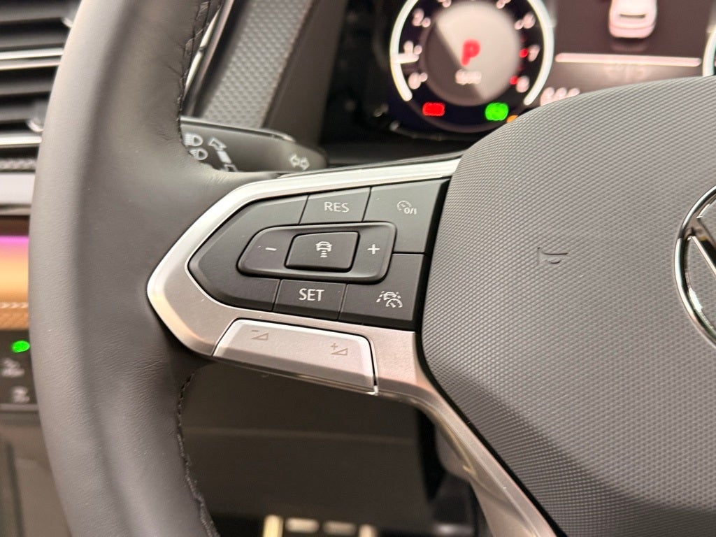 2026 Volkswagen Atlas Cross Sport 2.0T SEL R-Line Black