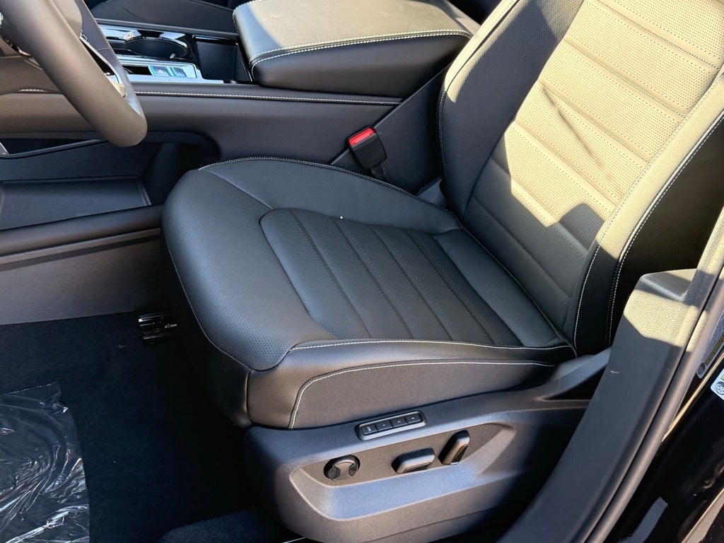 2026 Volkswagen Atlas Cross Sport 2.0T SEL