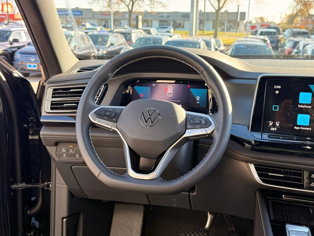 2026 Volkswagen Atlas Cross Sport 2.0T SEL