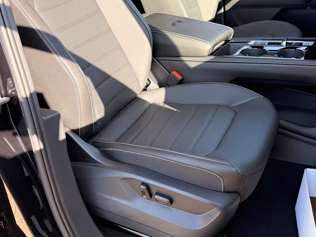 2026 Volkswagen Atlas Cross Sport 2.0T SEL