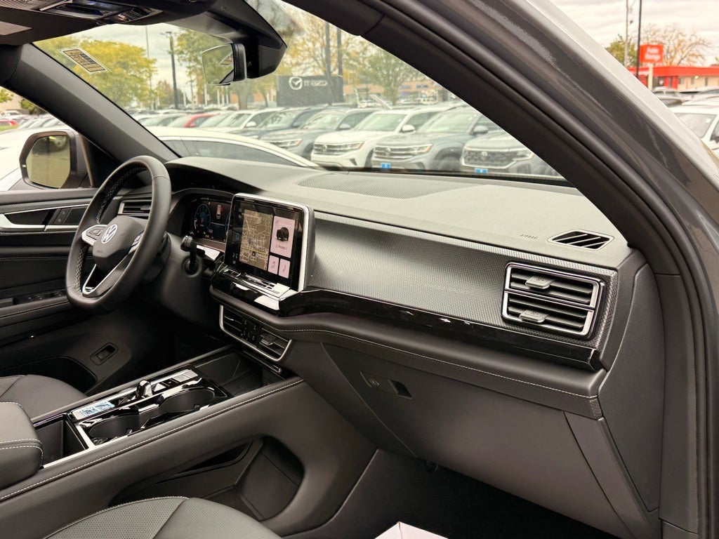 2026 Volkswagen Atlas Cross Sport 2.0T SEL